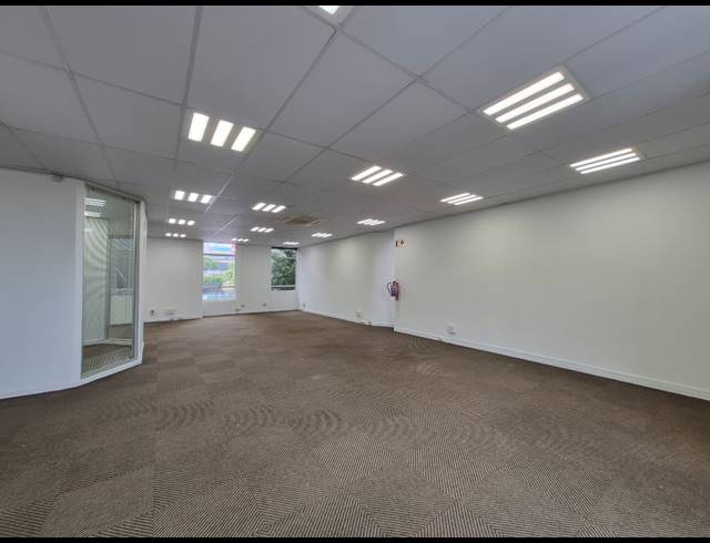 170M² OFFICE TO LET IN ROSEBANK